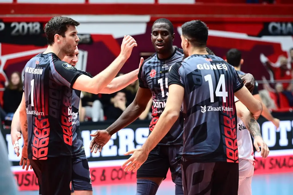 Με τη Ζιράατ σε Outright – Τουρκία – Efeler Ligi – Στοίχημα – Προγνωστικά